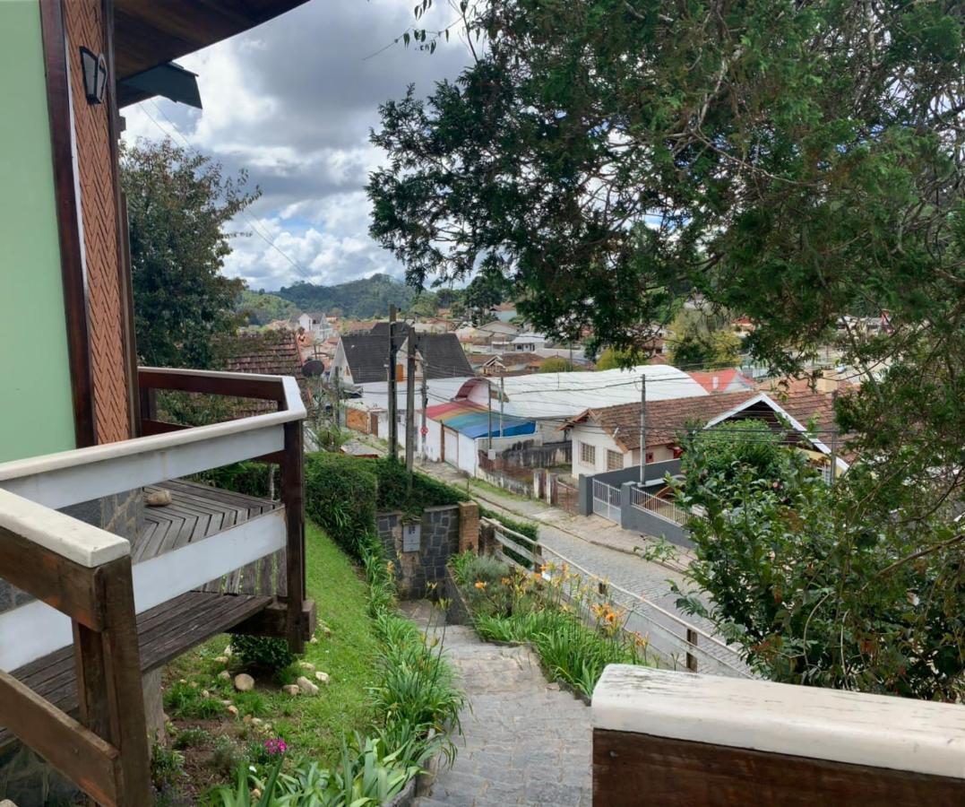 Casa Vivenda Da Lua Acomodação com café da manhã  Campos do Jordão