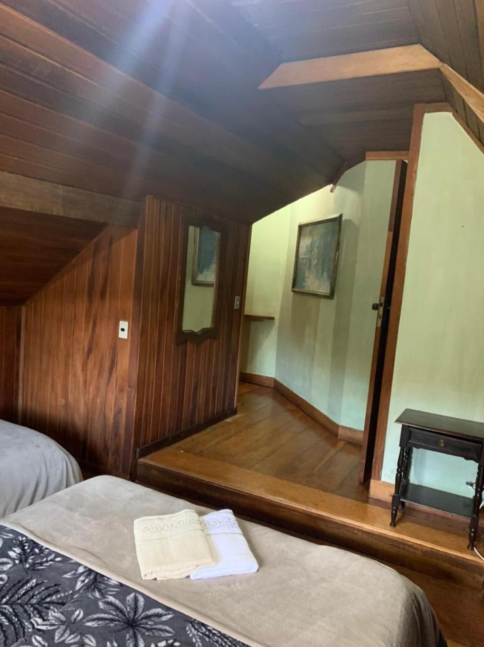Acomodação com café da manhã  Casa Vivenda Da Lua Campos do Jordão